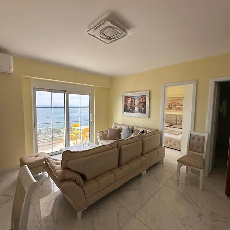 Haus Maximilian Apartment Sarande